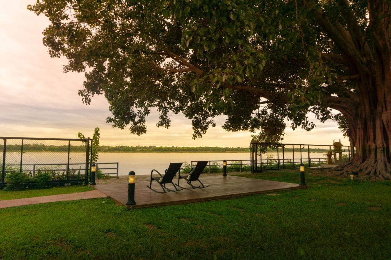 Bo Tree Cottage On The River Mukdahan Eksteriør bilde