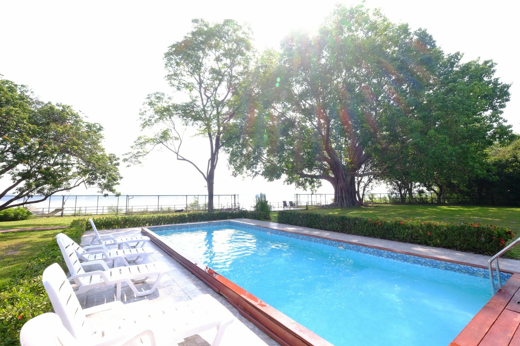 Bo Tree Cottage On The River Mukdahan Eksteriør bilde